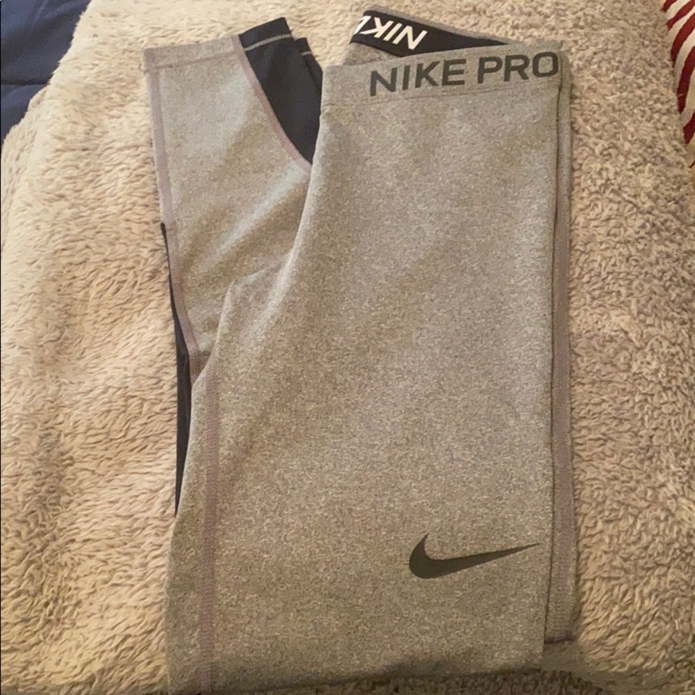 Nike Pro leggings